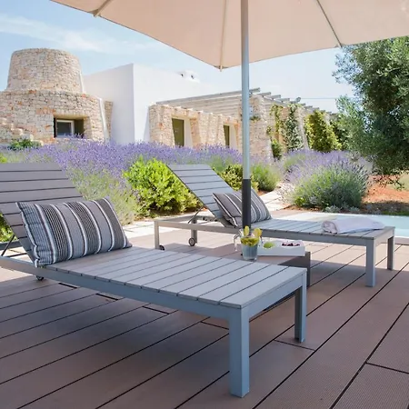 Pietra Bianca فيلة مارينا دي بيسكولوس